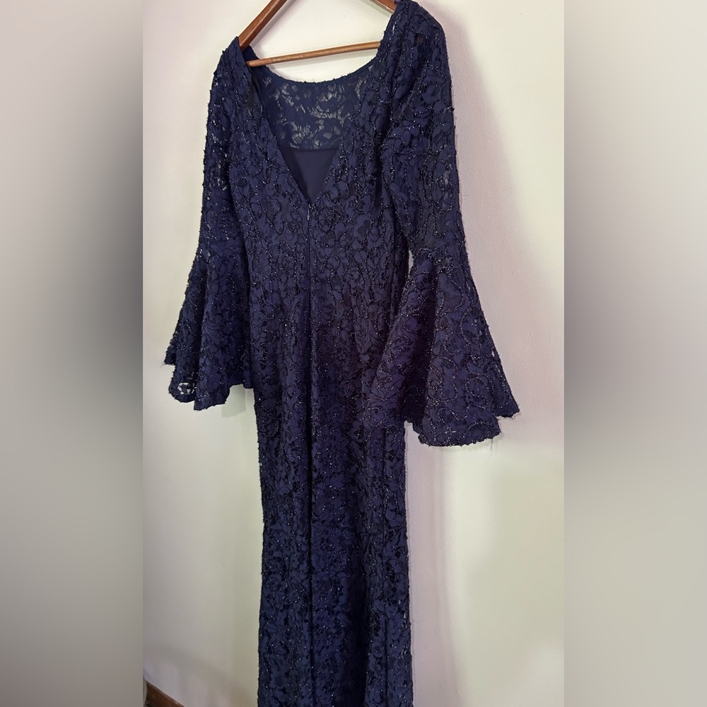 Elegant Navy Bell Sleeve Evening Gown - Picture 8 of 10